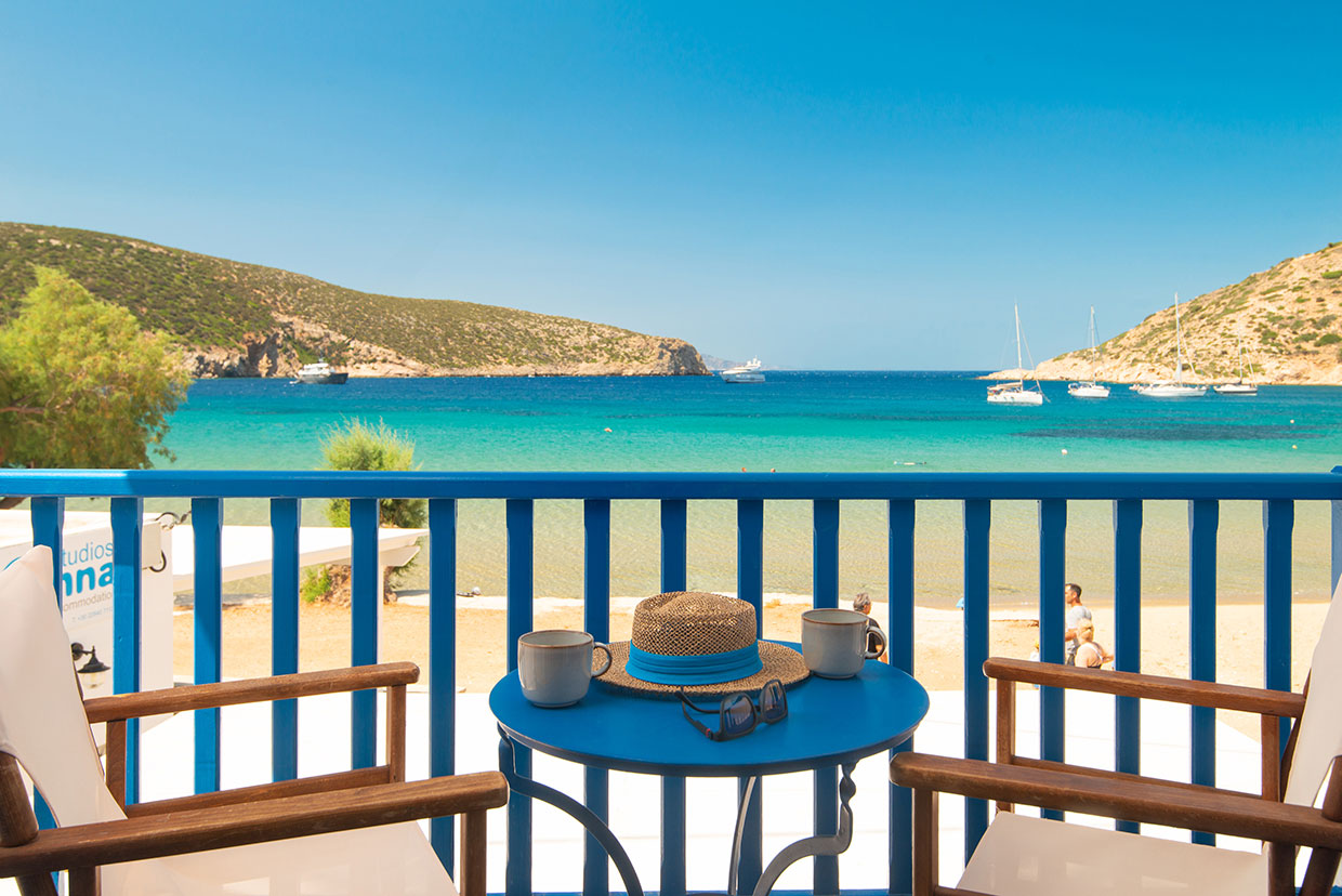 Μπαλκόνι με θέα στη θάλασσα